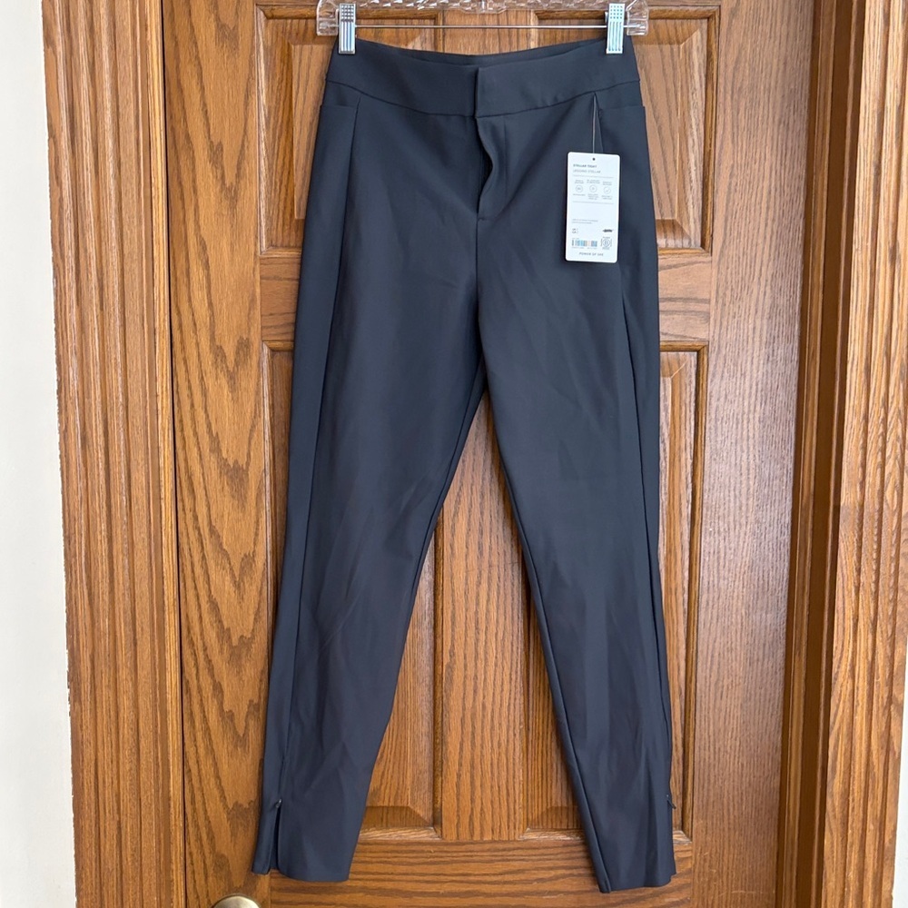 Athleta Women’s Stellar Tight NWT Charcoal Athletic Athleisure Lounge Sporty